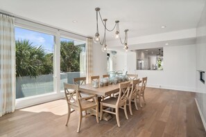 Dining - Oceanfront, Luxury Retreat - 710 Bluefish (Fripp Island)