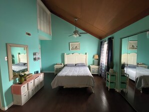 2 多间卧室、办公桌、熨斗/熨衣板、免费 WiFi