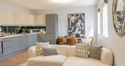 The Enchanting Silver Birch Retreat, New Forest