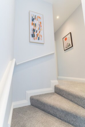 Interior - The Enchanting Silver Birch Retreat, New Forest (Southampton)