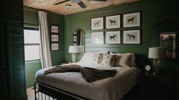 4 camere, ferro/asse da stiro, culla da viaggio, Wi-Fi gratuito