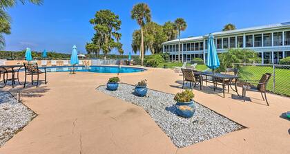 Condo on St Johns River w/ Boat Dock Access!