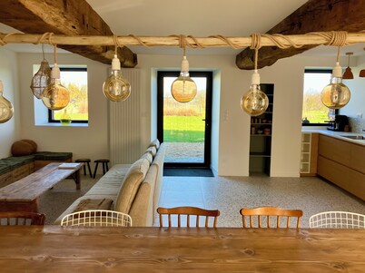 At the edge of the forest, a large gîte for families and friends.