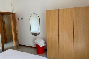 1 bedroom, Internet