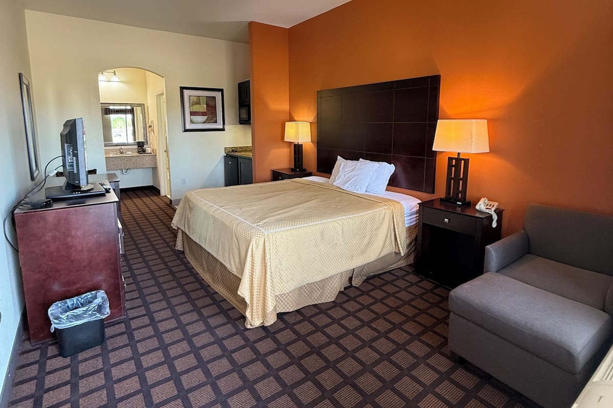 Deluxe Single Room