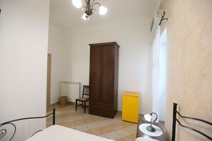 2 室のベッドルーム、WiFi、ベッドシーツ