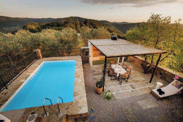 Alberca al aire libre 