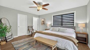 4 bedrooms, iron/ironing board, travel crib, free WiFi