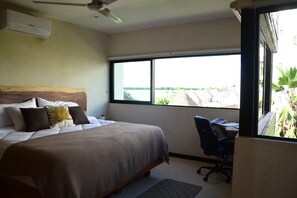 1 chambre, fer et planche à repasser, Wi-Fi, literie fournie