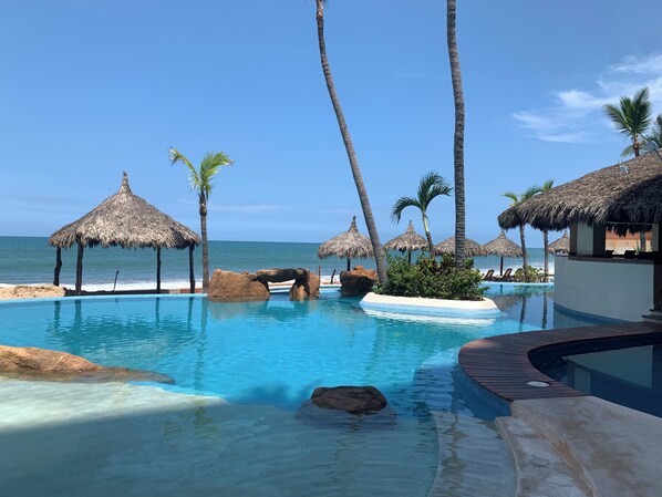 Innenpool, beheizter Pool