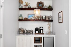House, Multiple Beds (Sea Forever) | Interior