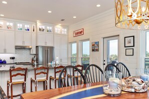 House, Multiple Beds (Sea Forever) | Dining