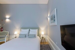 Caja de seguridad en la habitación y sistema de insonorización