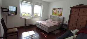 1 bedroom, free WiFi, bed sheets - Guest apartment in Cottbus-Klein Ströbitz (Cottbus)
