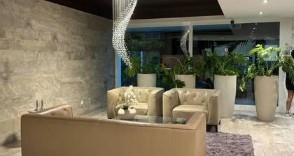 08- Luxury apartment in Equipetrol