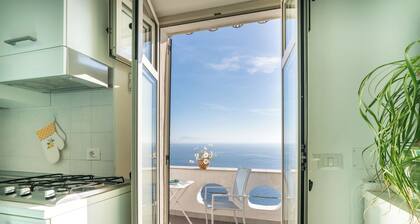 Casa Novella, cozy sea view home close to Amalfi
