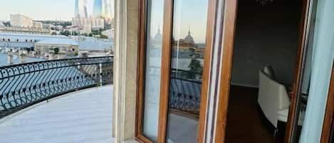 Apartment, 2 Schlafzimmer, Balkon, Stadtblick | Ausblick vom Zimmer