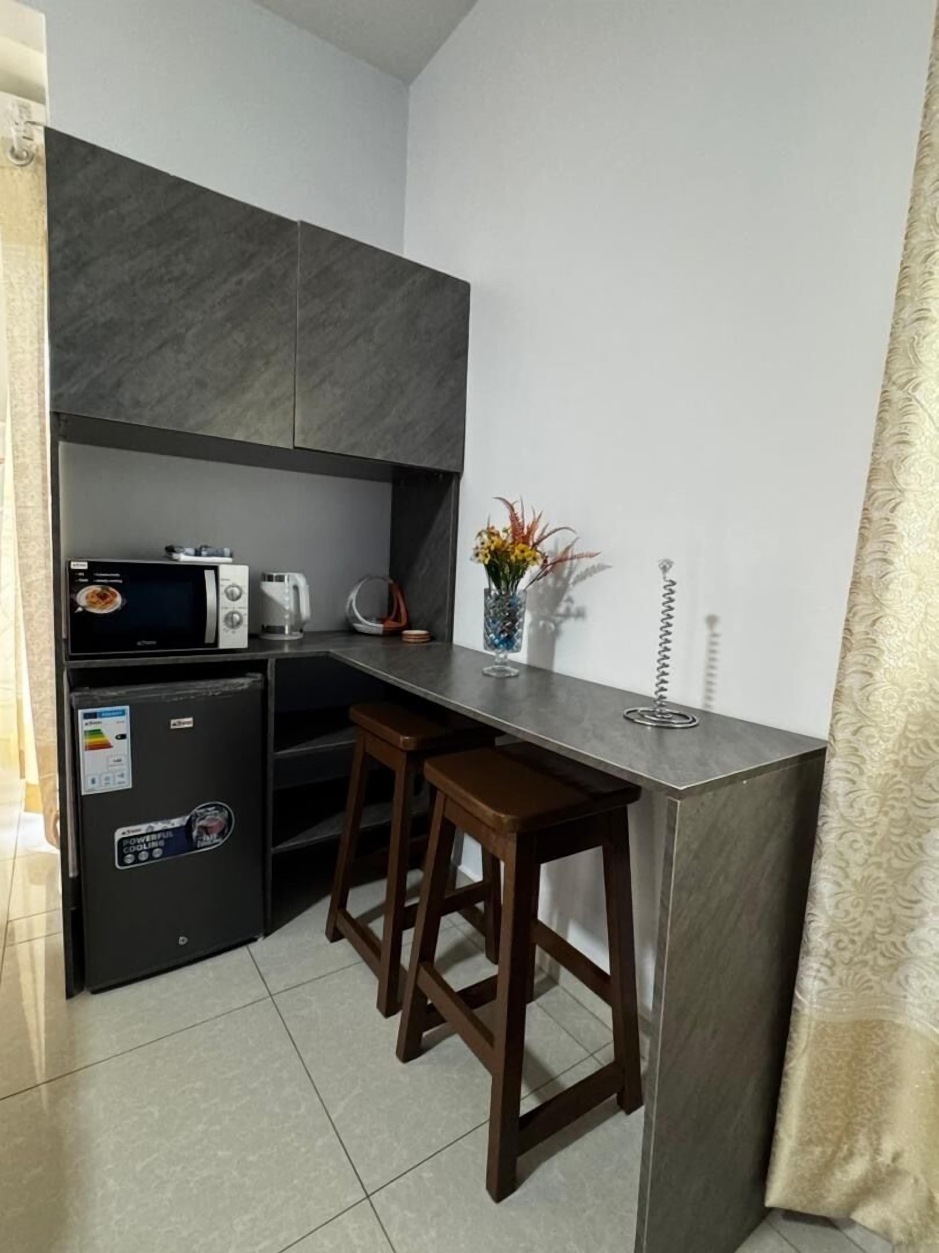 Makan di kamar