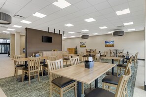 Komplett frokost er inkludert hver dag
