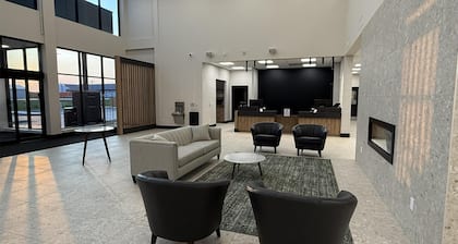 Best Western Plus Neepawa Hotel