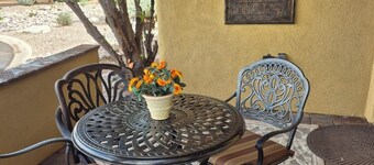 Casita de Anza – Charming 1 Bed/Bath Getaway in Historic Tubac Artist Community!