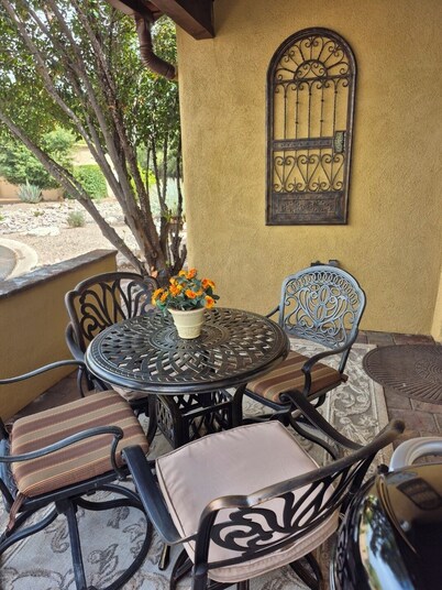 Casita de Anza – Charming 1 Bed/Bath Getaway in Historic Tubac Artist Community!