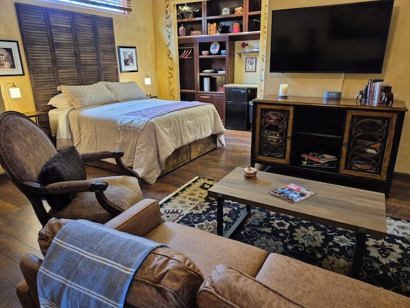 1 chambre, bureau, accès au Wi-Fi (inclus), literie fournie
