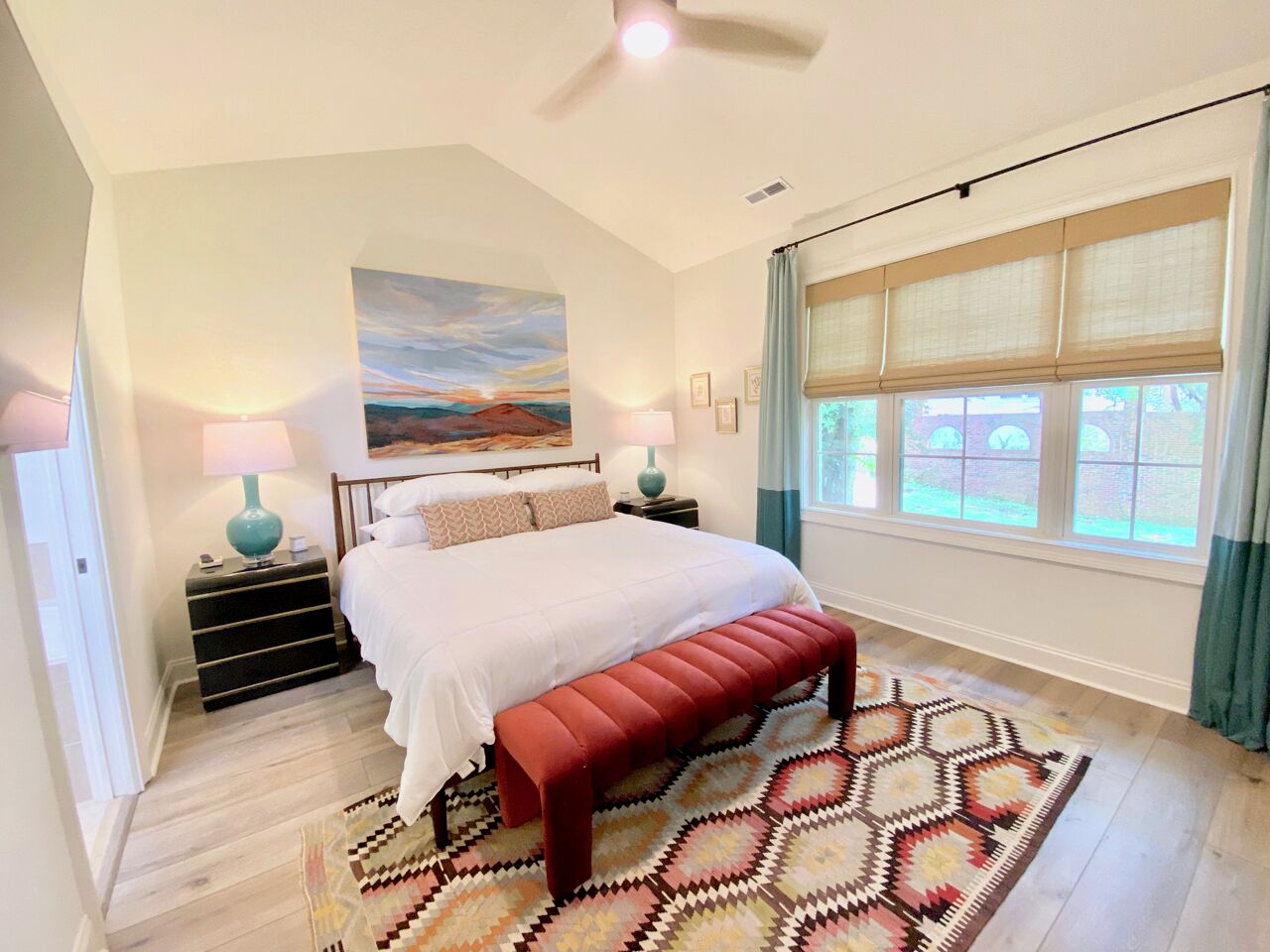 2 bedrooms, iron/ironing board, travel crib, free WiFi