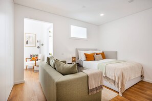 1 chambre, fer et planche à repasser, accès Internet, draps fournis