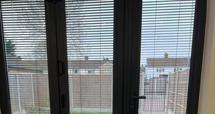 Homely Retreat Spacious Ground Floor Flat Near Oxford City Centre, Free Parking