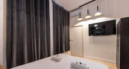 Le Marais l 5BR & A/C - Duplex Home in Paris