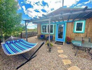 Outdoor dining - Casa Serena (Arroyo Seco)