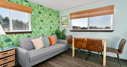 Hawaiian Themed Cottage | Ocean Views