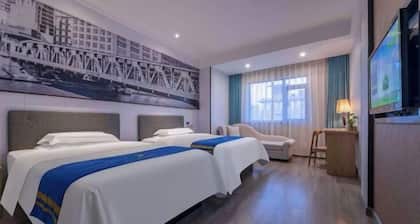 Super 8 Select Hotel