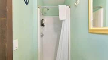 Shower, towels
