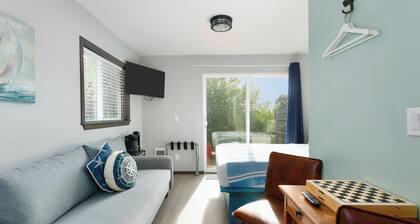 Nautical Queen Bedroom, Pickleball