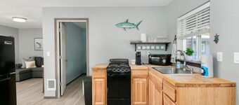 Pickleball | Two Queen Beds | Hot Tub