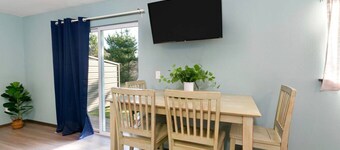 King Suite | WiFi | Pet-Friendly