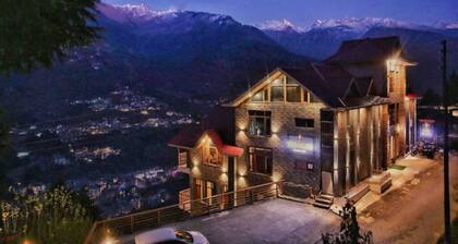 3 Bedroom Private Apartment +Sunrise view Balcony