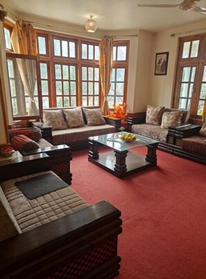 Living area - 2 Bhk House with one Living Room (himachal)