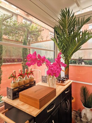 Déjeuner en libre-service gratuit tous les jours