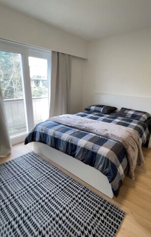 3 bedrooms, iron/ironing board, WiFi