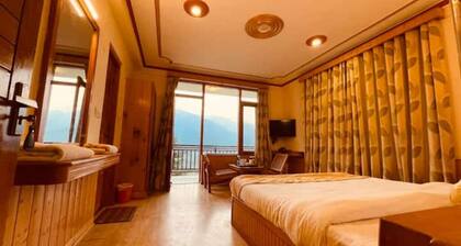 Queen Room Snow Mountain View With Balcony