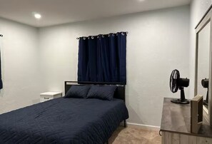 3 bedrooms, travel crib, free WiFi, bed sheets