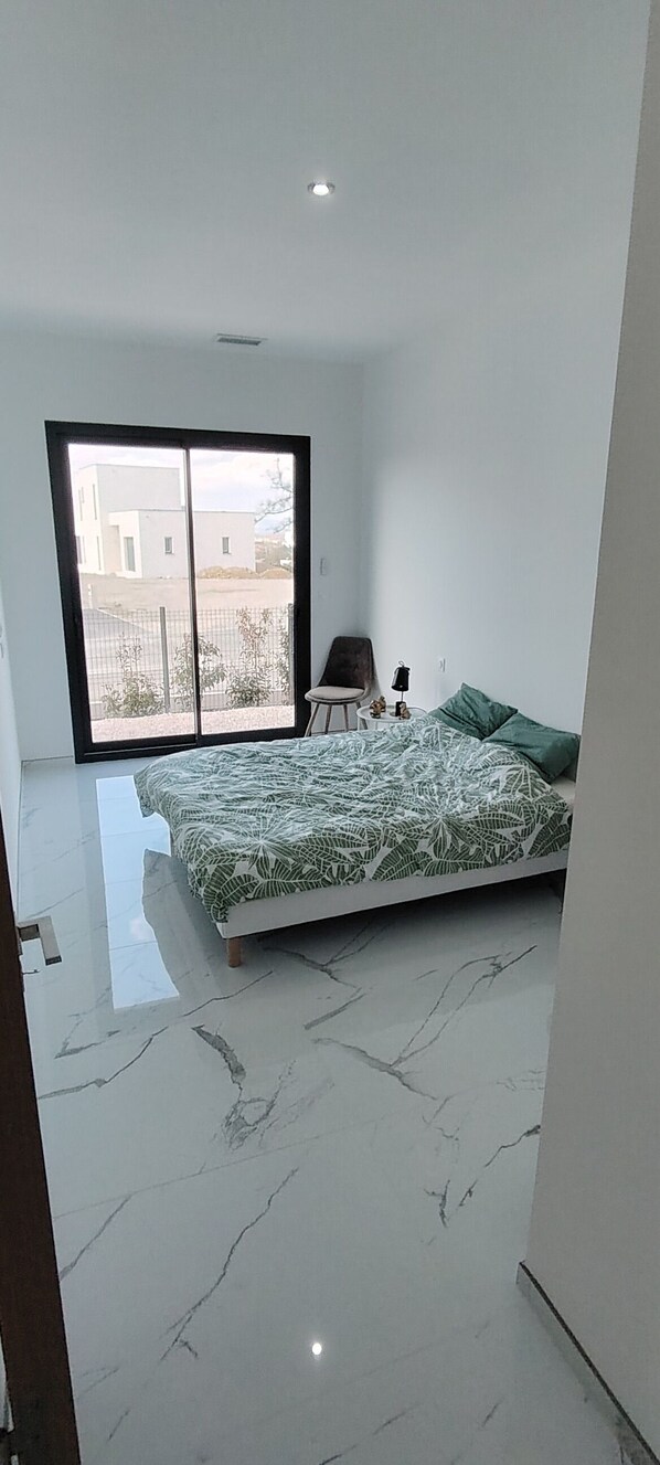 3 bedrooms, WiFi - NEW LUXURY VILLA IN PERPIGNAN WITH PRIVATE POOL 20 MINUTES FROM THE BEACHES (Perpignan)