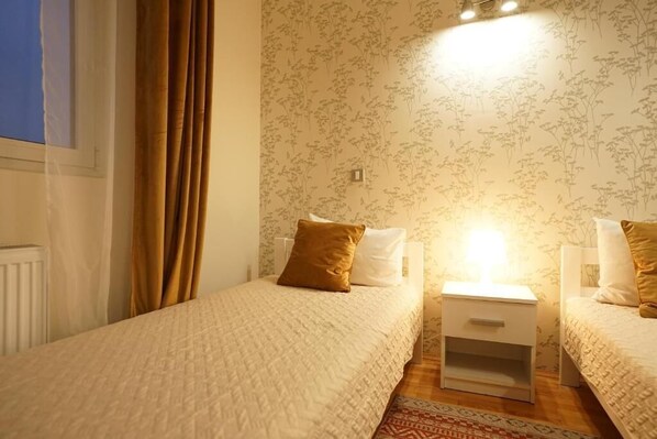 2 Schlafzimmer, Bügeleisen/Bügelbrett, WLAN