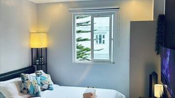 Standard Studio | Premium bedding, down duvets, individually decorated