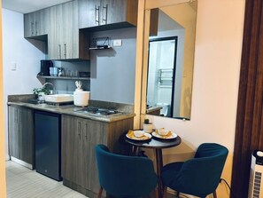 Studio Standard | Restauration dans la chambre