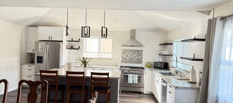 Charming 3-bedroom house in wonderful Arroyo Grande with WiFi