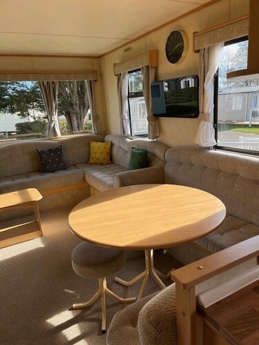 Home by the Sea - Adventure Village Access